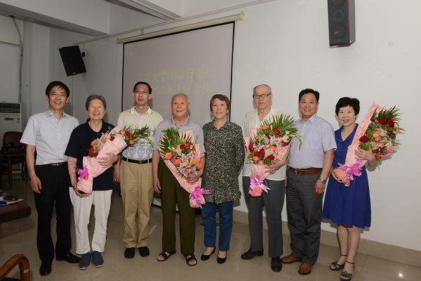 三十年后再聚首，心念师恩忆往昔——记江南大学新2体育(中国)有限公司-官网学院80级日语班毕业三十周年纪念会